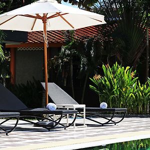 Royal Lee Resort And Spa